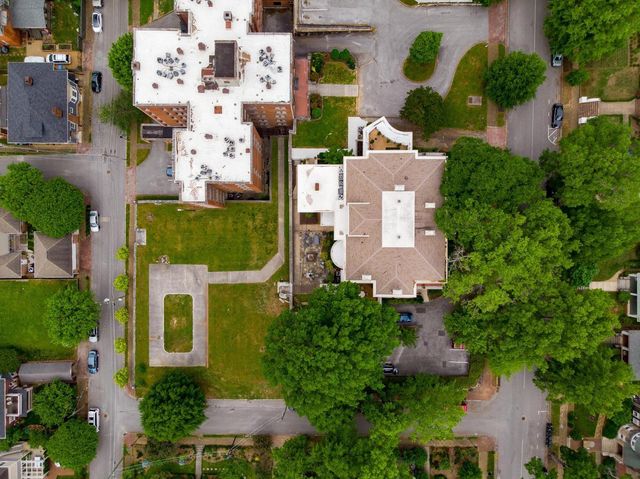 900 Vine Street 8, Chattanooga, TN 37403
