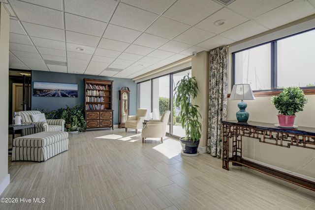 322 Causeway Drive Ste 806, Wrightsville Beach, NC 28480