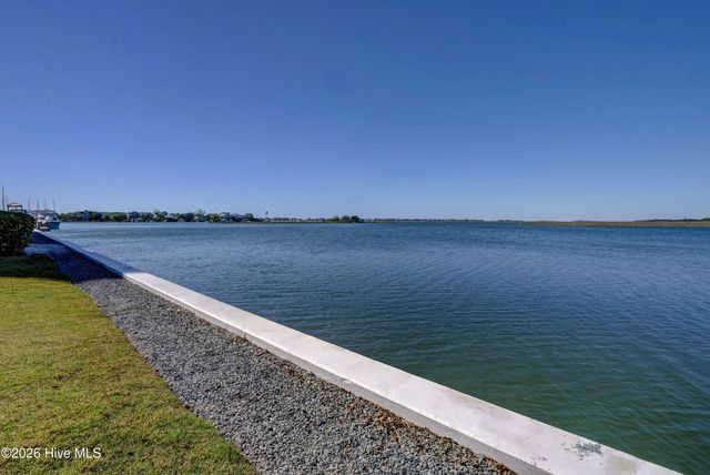 322 Causeway Drive Ste 806, Wrightsville Beach, NC 28480