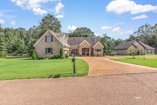 1655 Rutherford Cove, Nesbit, MS 38651
