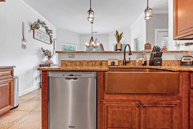 1655 Rutherford Cove, Nesbit, MS 38651