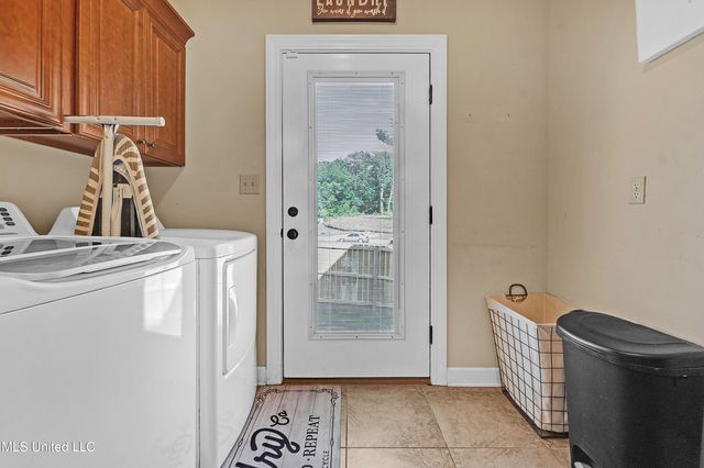 1655 Rutherford Cove, Nesbit, MS 38651