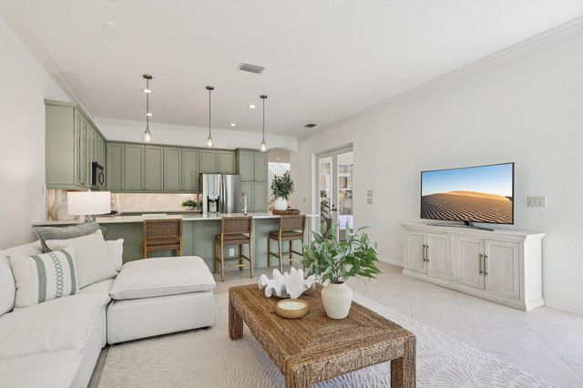 243 Isle Verde Way, Palm Beach Gardens, FL 33418