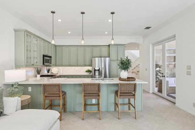 243 Isle Verde Way, Palm Beach Gardens, FL 33418