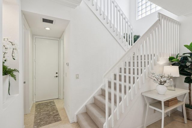 243 Isle Verde Way, Palm Beach Gardens, FL 33418