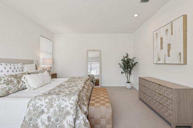 243 Isle Verde Way, Palm Beach Gardens, FL 33418