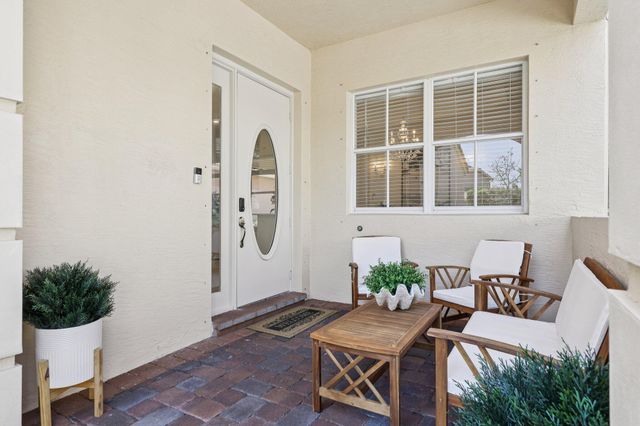 243 Isle Verde Way, Palm Beach Gardens, FL 33418