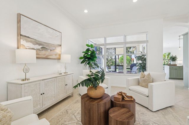 243 Isle Verde Way, Palm Beach Gardens, FL 33418