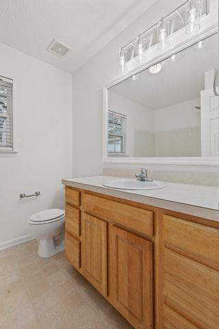 211 Bainsbury Lane, Summerville, SC 29483