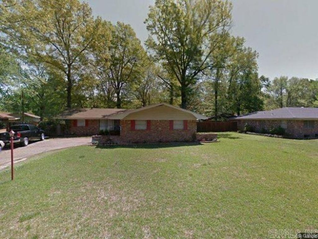 3907 S Fir Street, Pine Bluff, AR 71603