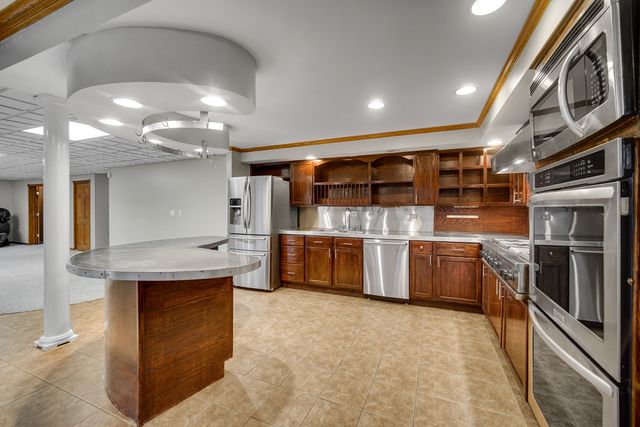 441 Delaware Circle, Bolingbrook, IL 60440