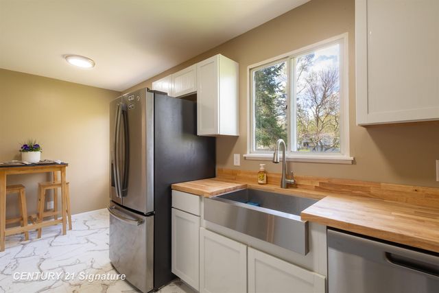 419 E Water Street, Vernon, MI 48476