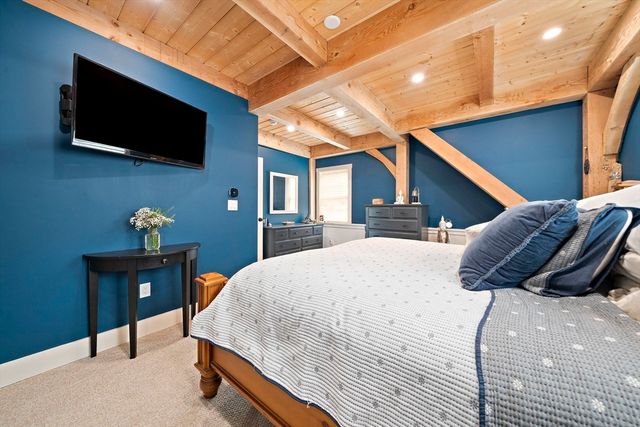 4 Holly Rd, Marshfield, MA 02050