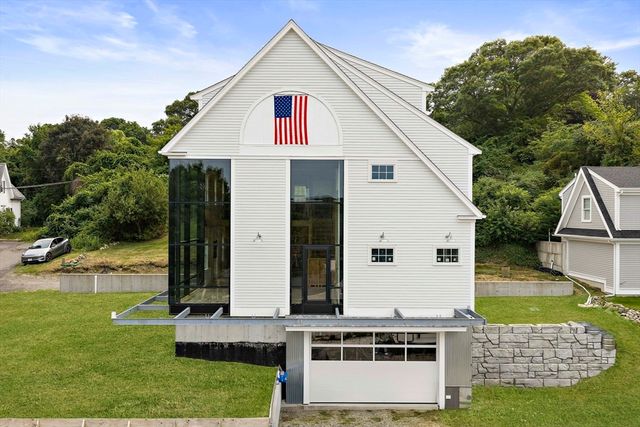 4 Holly Rd, Marshfield, MA 02050