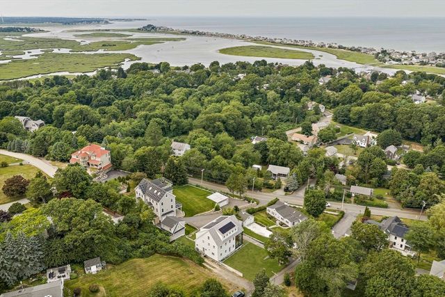 4 Holly Rd, Marshfield, MA 02050