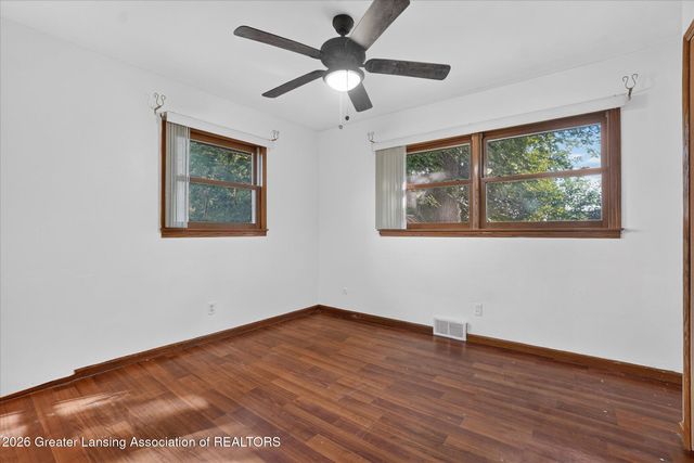 15157 Pinehurst Drive, Lansing, MI 48906