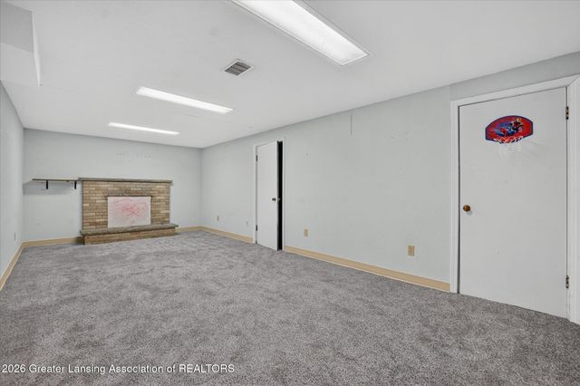 15157 Pinehurst Drive, Lansing, MI 48906