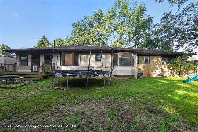 15157 Pinehurst Drive, Lansing, MI 48906