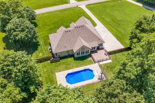 111 Bryton Court, Burns, TN 37029