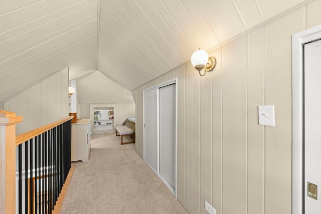 151 S Craig Place, Lombard, IL 60148