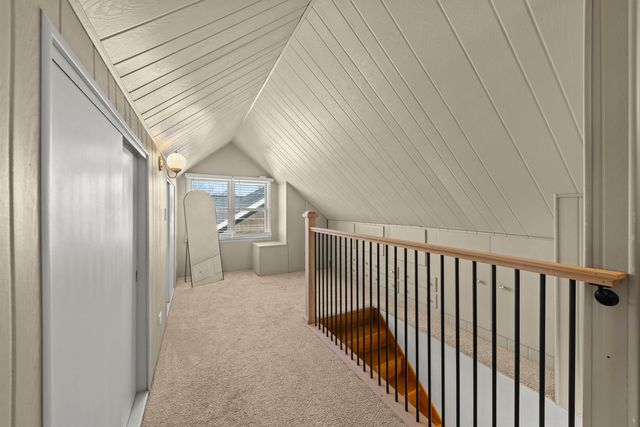 151 S Craig Place, Lombard, IL 60148