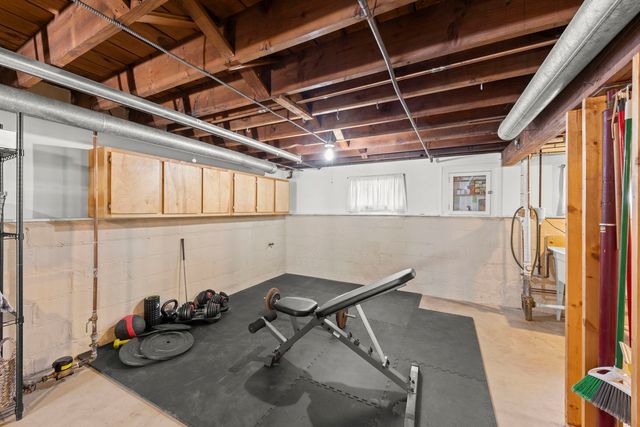 151 S Craig Place, Lombard, IL 60148