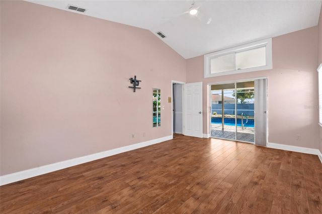 1174 MUSCOVY DRIVE, Spring Hill, FL 34608