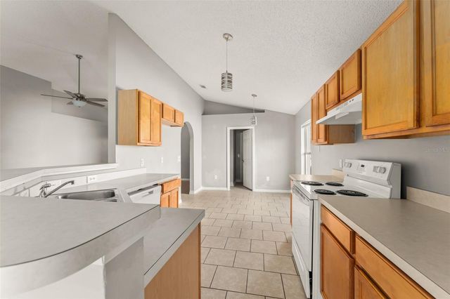 881 VANDERBILT DRIVE, Eustis, FL 32726