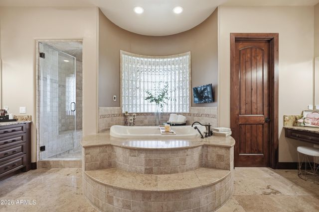 13044 E COCHISE Road, Scottsdale, AZ 85259