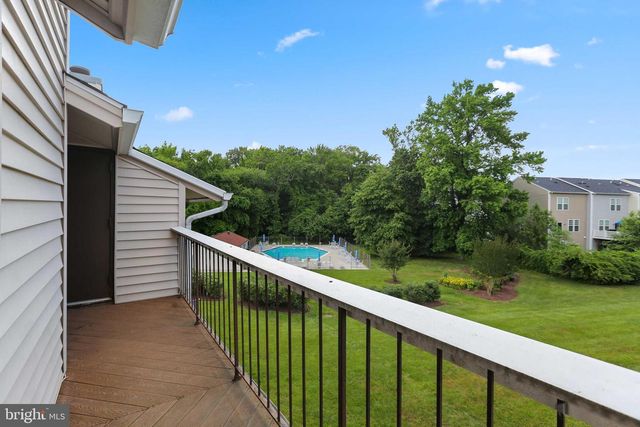 1110 CASTLE HARBOUR WAY #3D, Glen Burnie, MD 21060