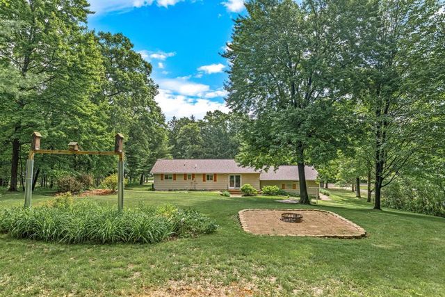 S8250 Todd Road, Eau Claire, WI 54701