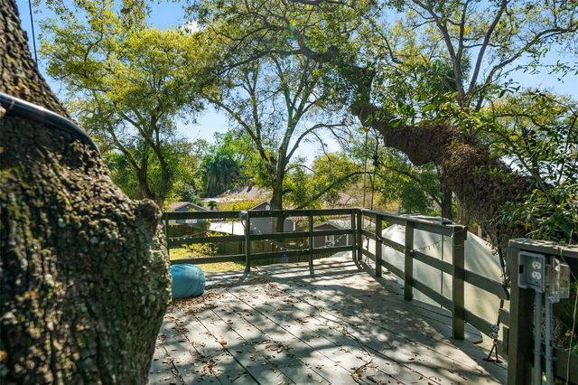 905 E HANNA AVENUE, Tampa, FL 33604