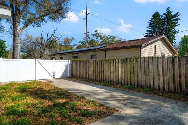 905 E HANNA AVENUE, Tampa, FL 33604