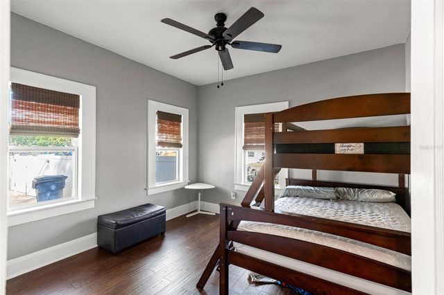 905 E HANNA AVENUE, Tampa, FL 33604