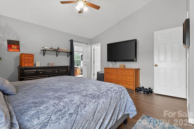 1163 Hidden Creek Circle, Hickory, NC 28602