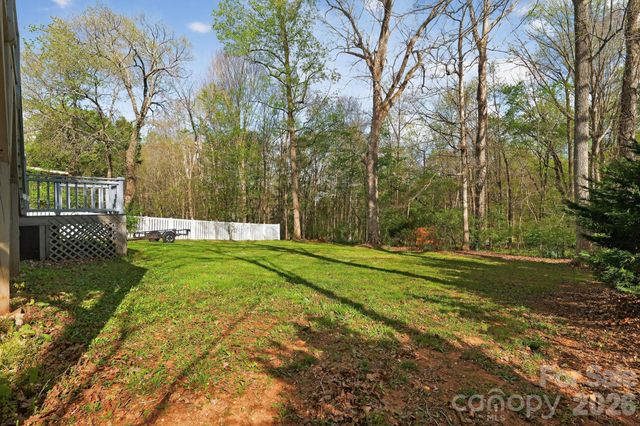 1163 Hidden Creek Circle, Hickory, NC 28602