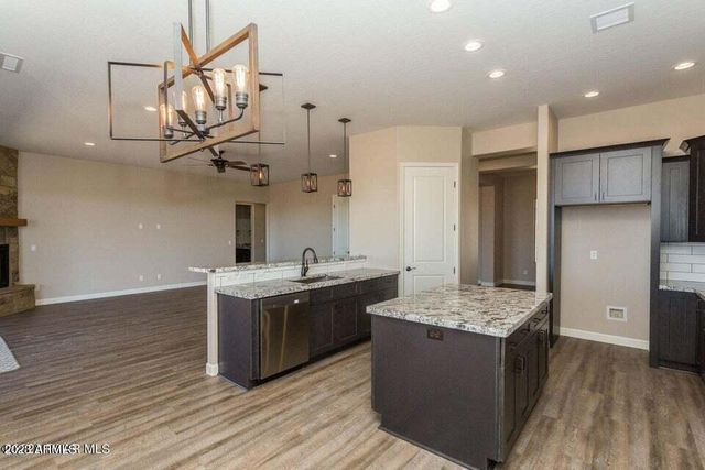 12325 N HENRYS Way, Prescott, AZ 86305