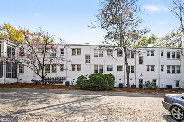 21 Peachtree Memorial Drive NW 8, Atlanta, GA 30309