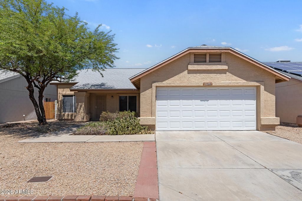 10248 W MEDLOCK Drive, Glendale, AZ 85307 — exterior