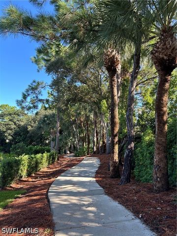6703 Old Banyan WAY, Naples, FL 34109
