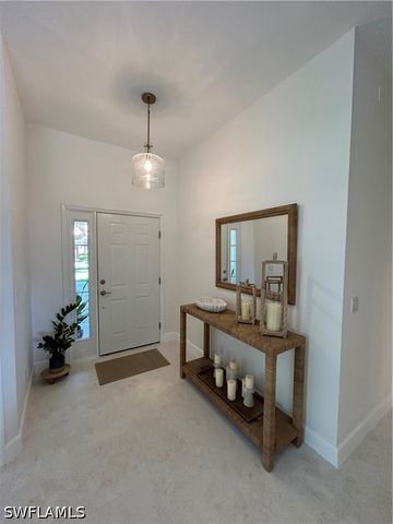 6703 Old Banyan WAY, Naples, FL 34109