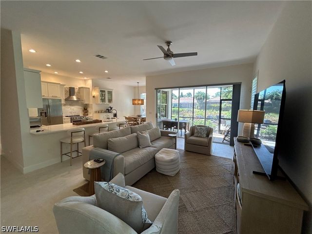6703 Old Banyan WAY, Naples, FL 34109
