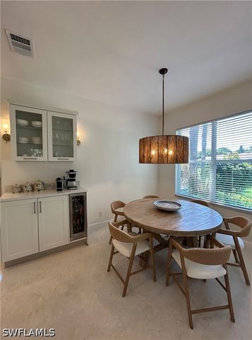 6703 Old Banyan WAY, Naples, FL 34109