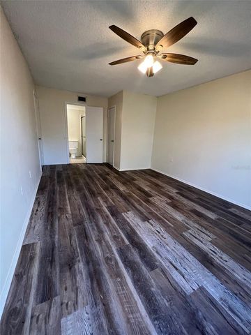 6043 VILLAGE CIRCLE 6043, Orlando, FL 32822