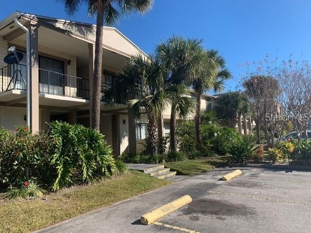6043 VILLAGE CIRCLE 6043, Orlando, FL 32822