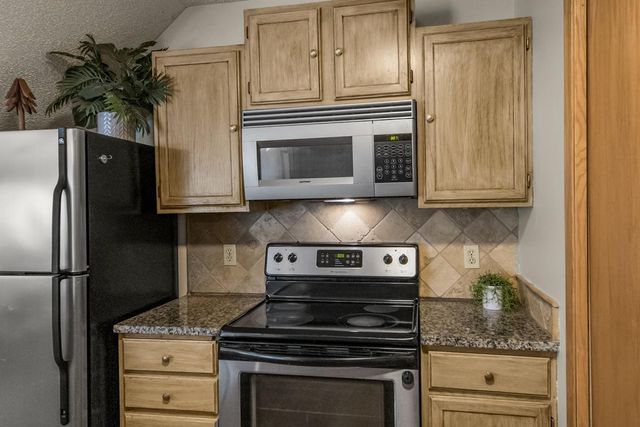 12822 Echo Lane, Apple Valley, MN 55124