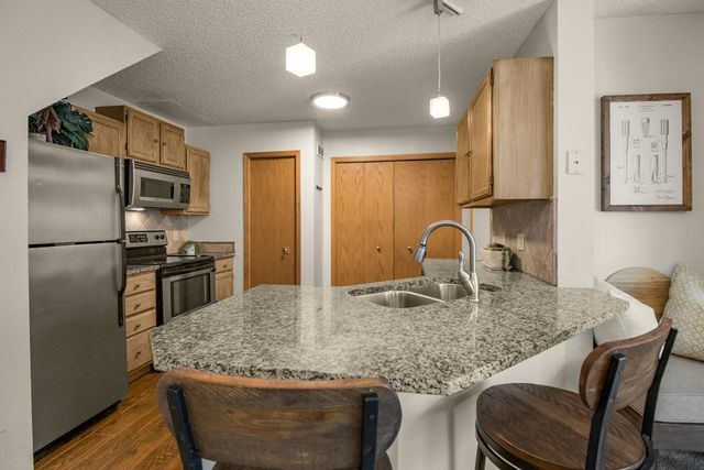 12822 Echo Lane, Apple Valley, MN 55124
