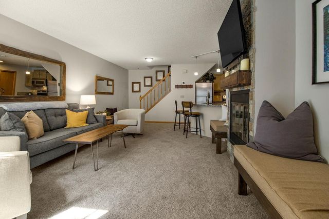 12822 Echo Lane, Apple Valley, MN 55124