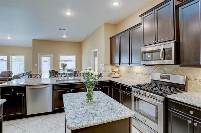 4411 Eclipse Park Court, Spring, TX 77389