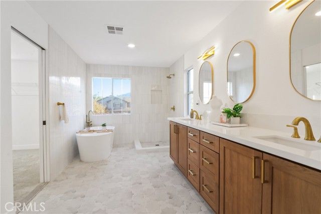 1607 Spyglass, Corona, CA 92883